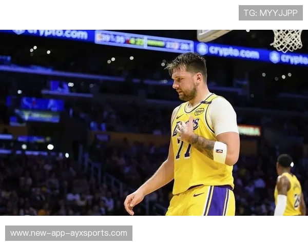 东契奇冷静统治力带动球队士气提升