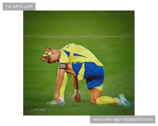 C罗任意球特训记：精准角度与弧线的秘密